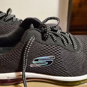 Womens Sketchers Tennis Shoes